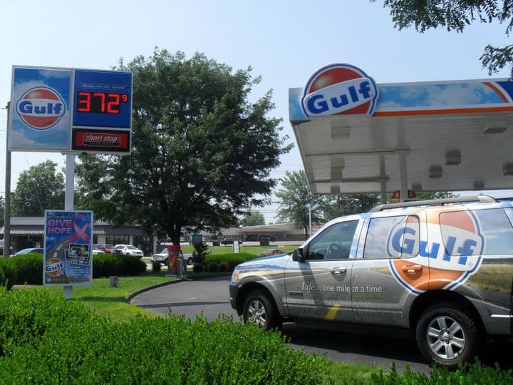 Gulf truck parked in front of Gulf building